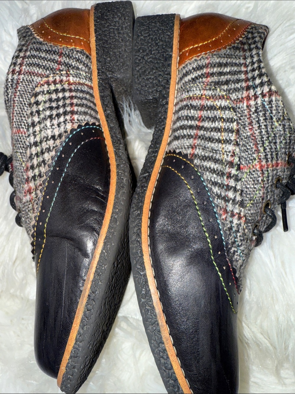 L’ARTISTE Multicolor Tweed with Black Leather Wingtip Oxfords - Picture 14 of 16